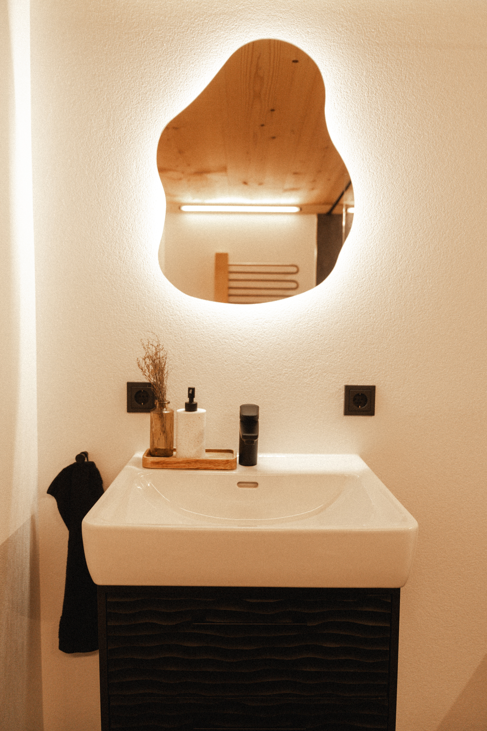 241230_Beerenhus_Ferienwohnung_Ünschenspitze_Bad_klein (2 of 2)